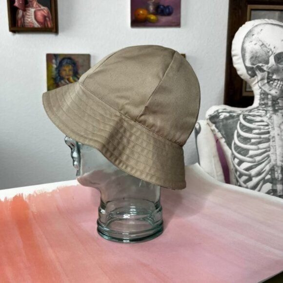 COPY - Burberry Reversible Archive Nova Check Wool Bucket Hat - Picture 7 of 11